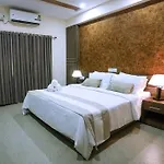 Hotel Shams Inn