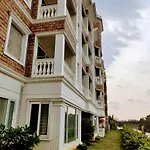 The Nutmeg River House