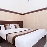 Ascot Hotel