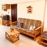 Joy Suite - Exclusive Private 4-Star Ac Suite Inside Lotus 8 Hotel - 3 Min Walk From Cochin Airport