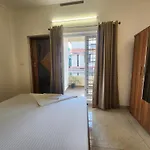Reymah Homes Homestay Family Bookings Only