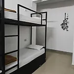 Hostel Stayzo