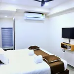 Reach Inn