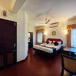 Mango Tree Inn