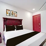Super Hotel O Malabar Plaza