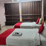 Hotel Tri-Star Regency