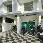 Super Hotel O Crystal Executive Suites