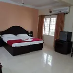 Casa Linda Hotel