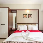 D Homz Suites
