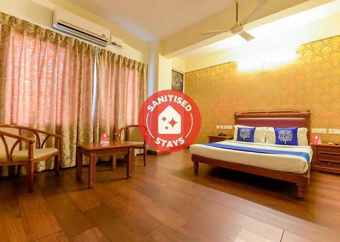 Oyo 4802 Cochin City Residency