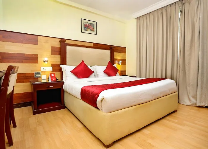 Oyo 10719 Mermaid Hotel