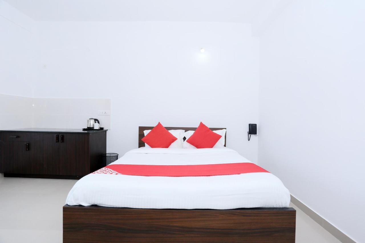 Hotel Flagship Camp Mars Apartments,