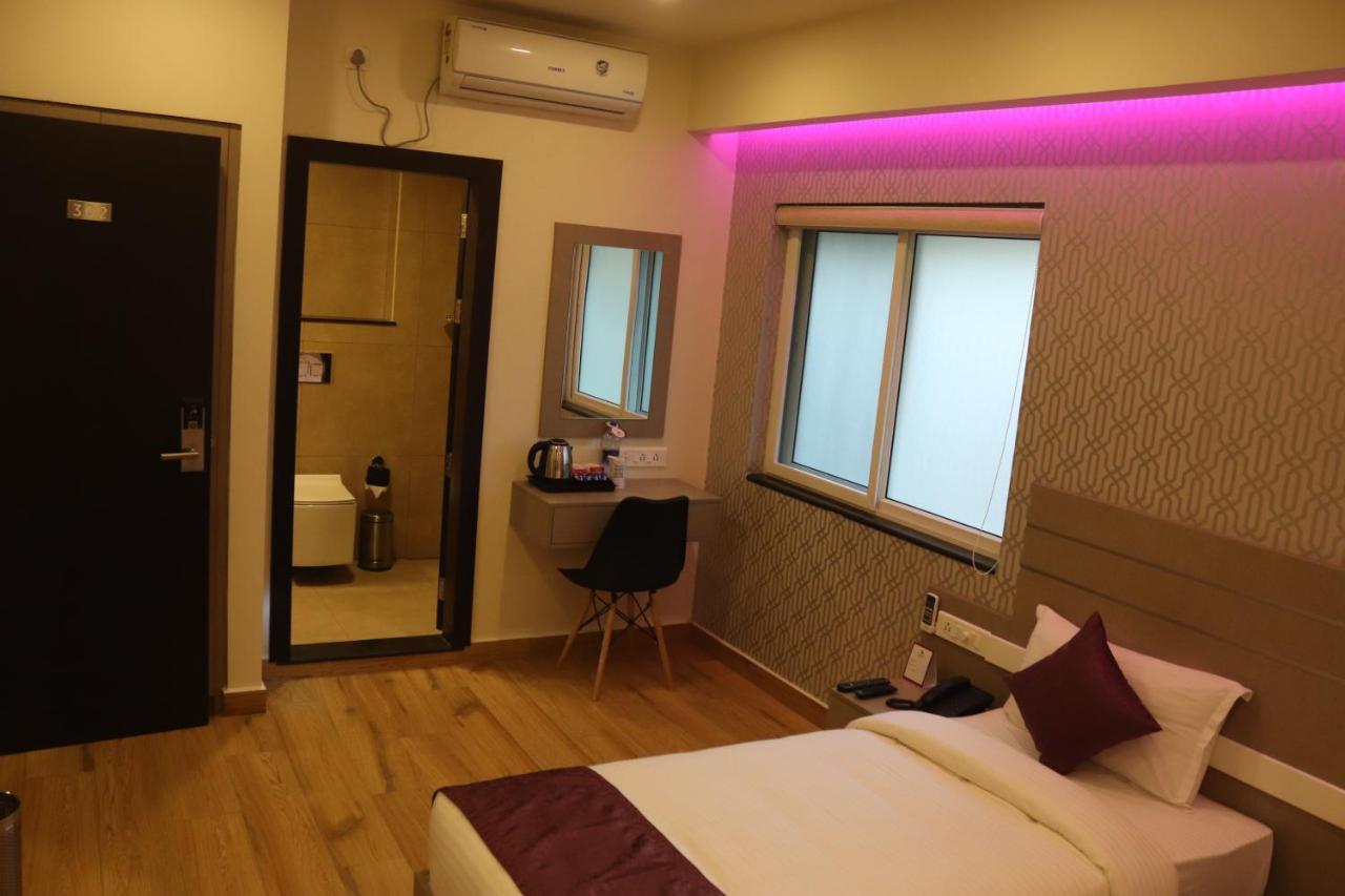 Hotel Lavender Infopark Kochi