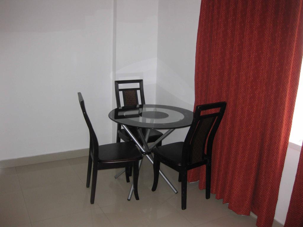 Centre Point Hotel 3*