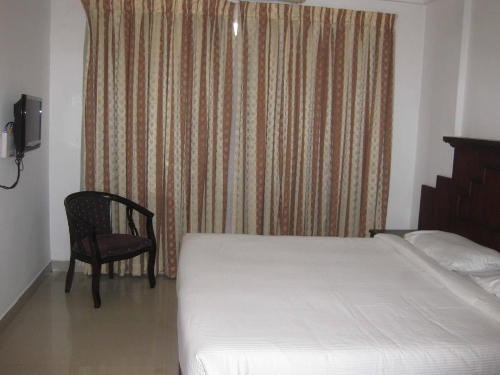 Centre Point Hotel
