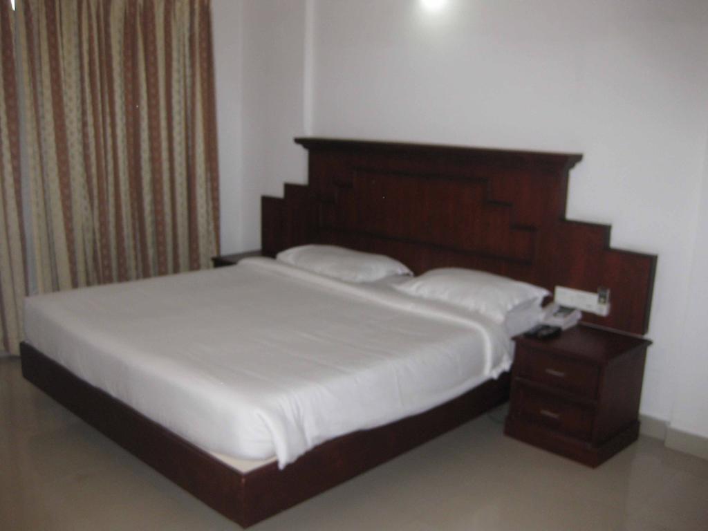 Centre Point Hotel Kochi
