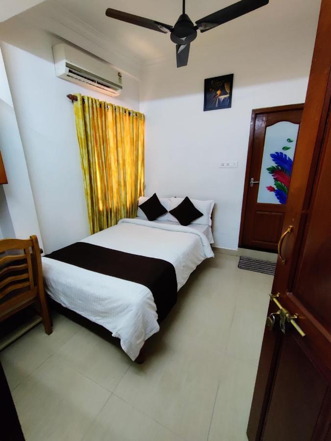 Thayamkery's Royal 2* Kochi
