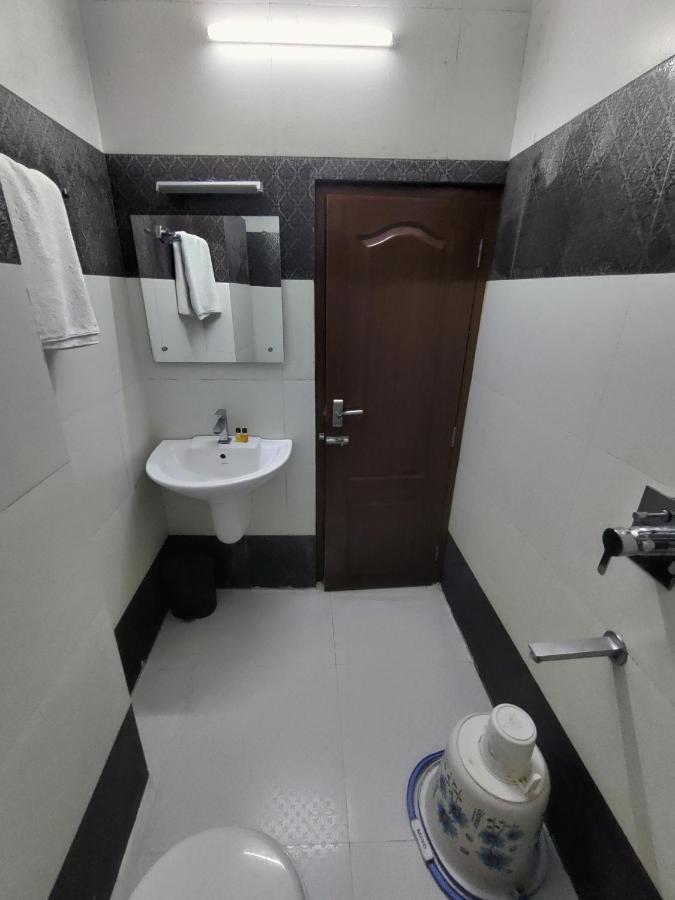 Thayamkery's Royal Hotel Kochi