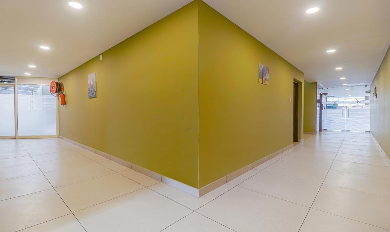 Treebo Trend Oryx Homes