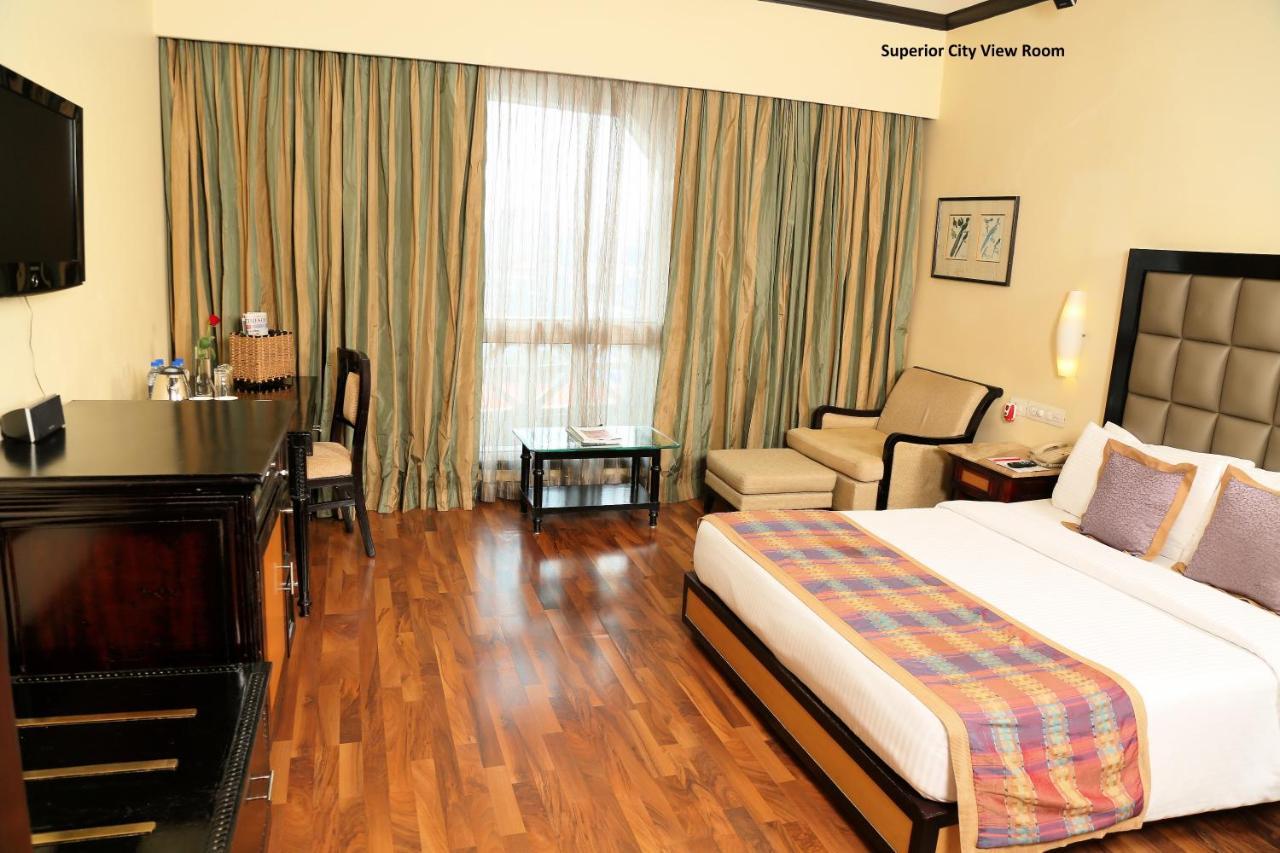 Vivanta Ernakulam, Marine Drive Kochi