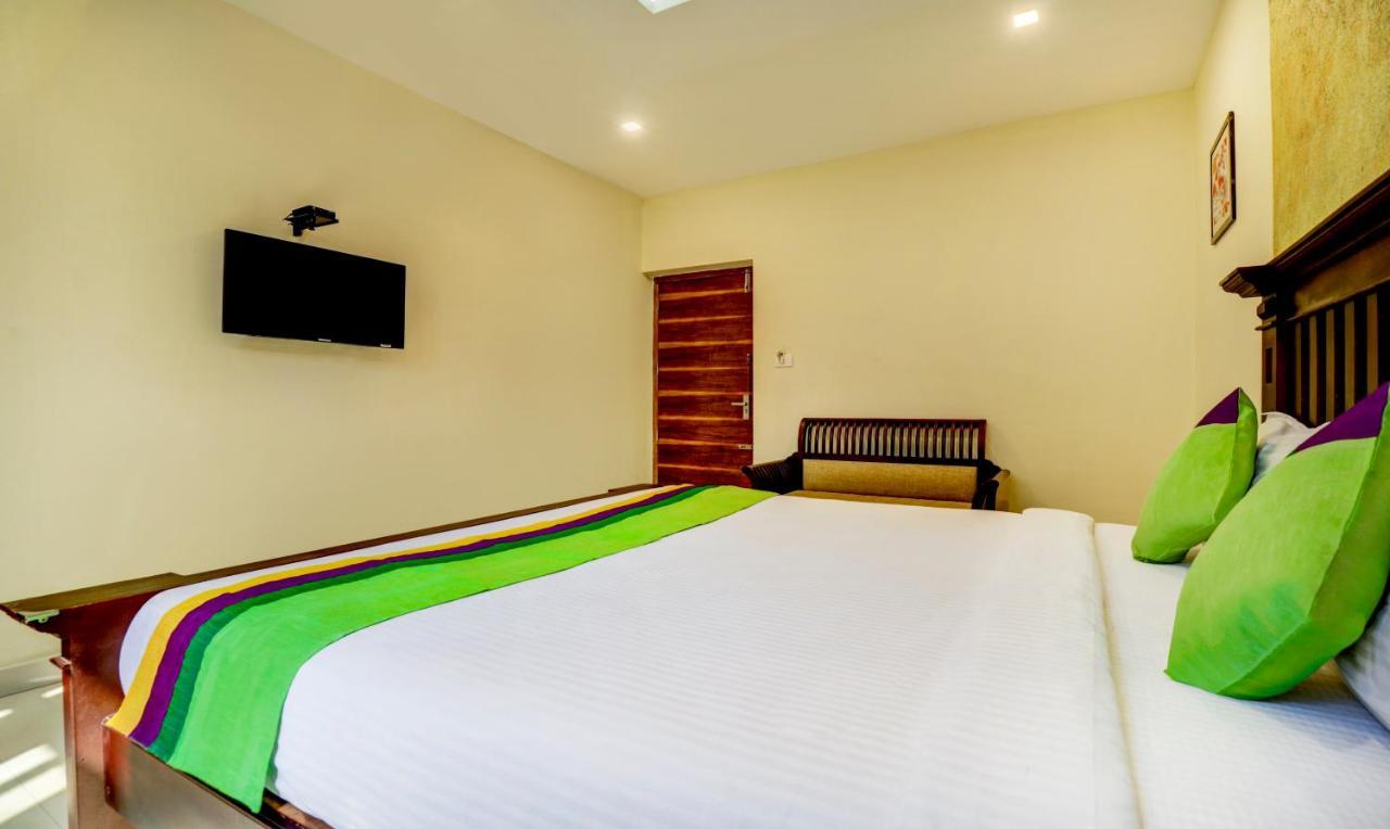 Treebo Trend Malabar North Railway Station Hotel