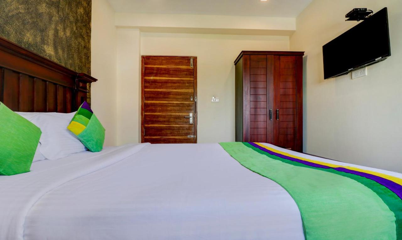 Treebo Trend Malabar North Railway Station Hotel