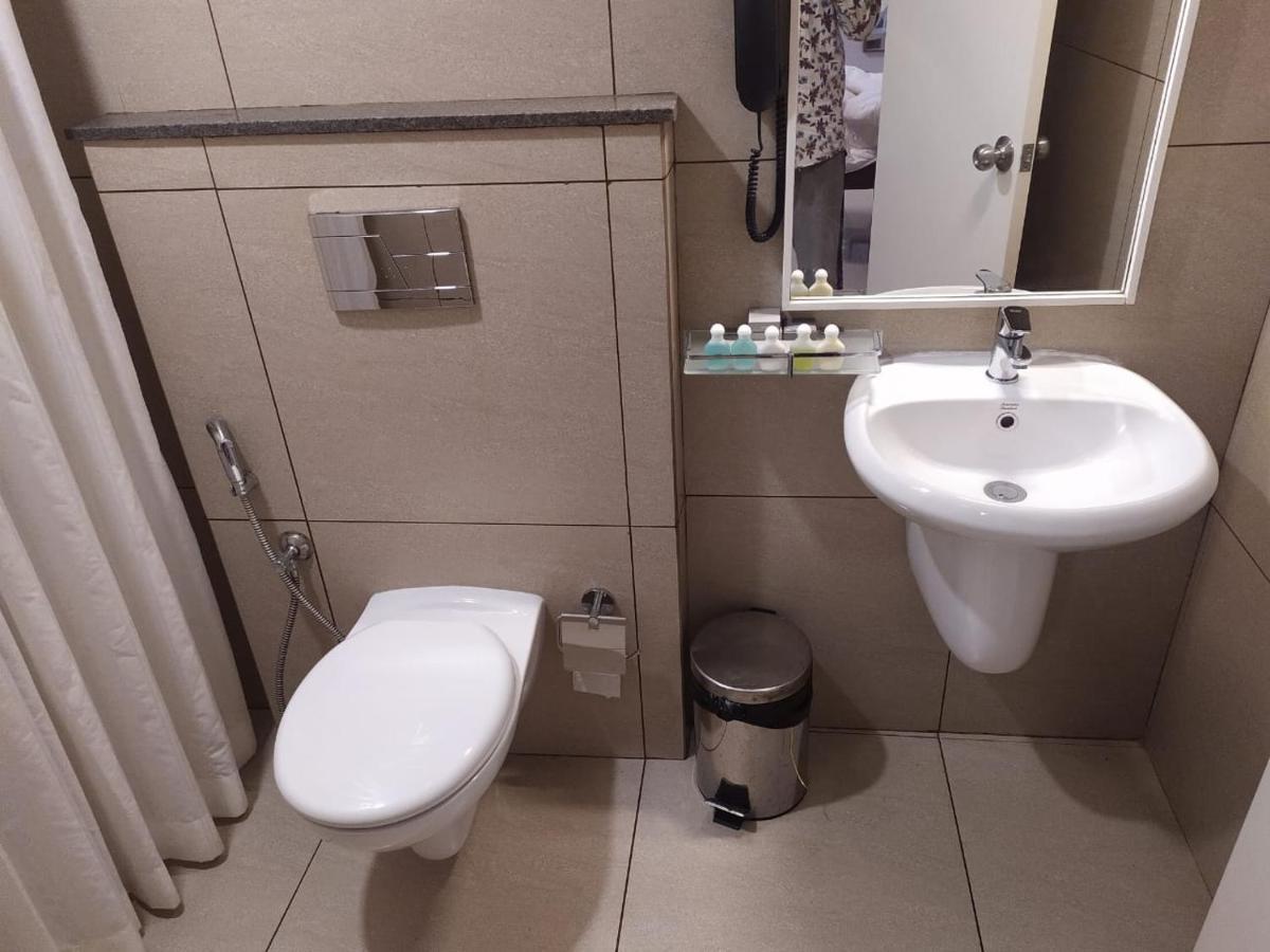 Royal Residency Hotel 4*