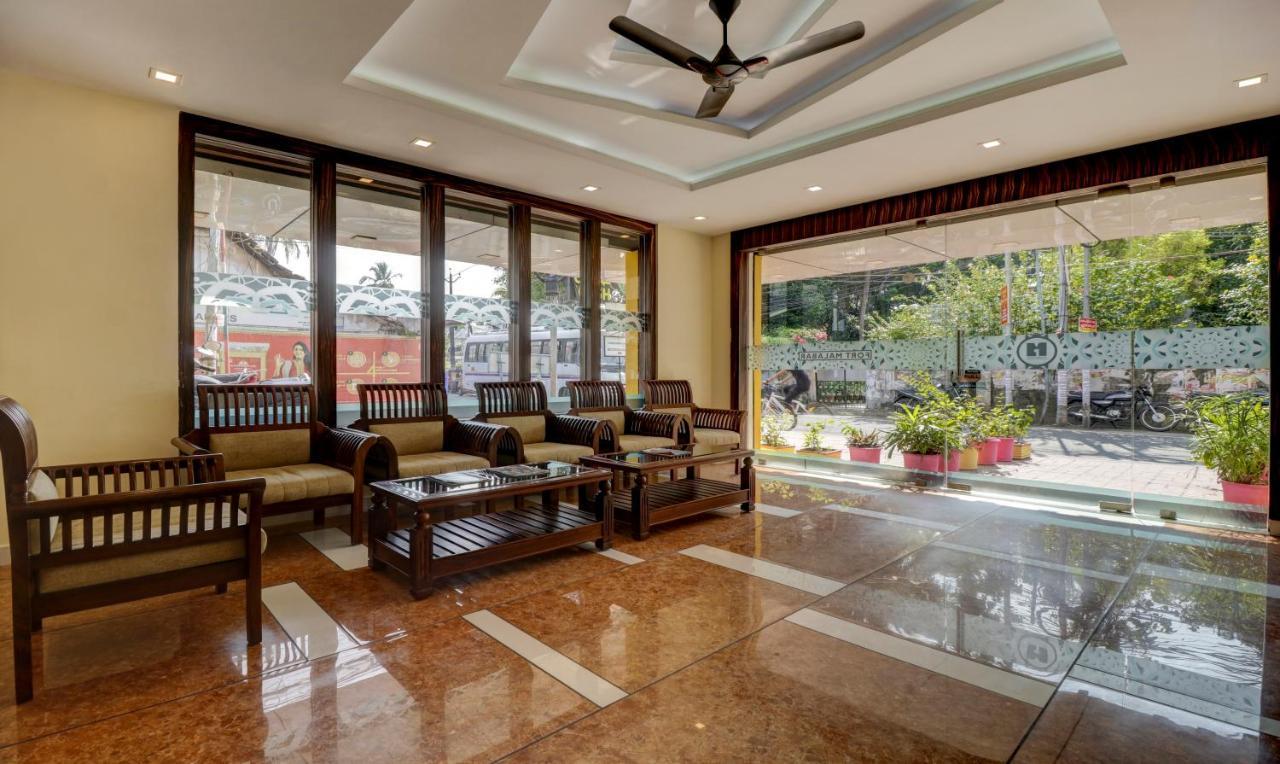 Hotel Treebo Trend Malabar North Railway Station 3*