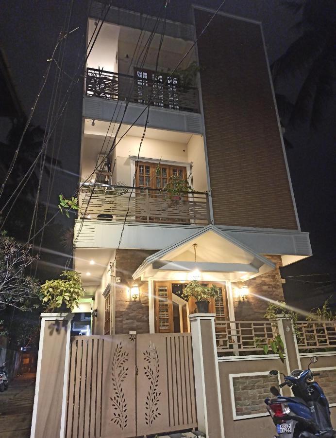 High Island * Kochi