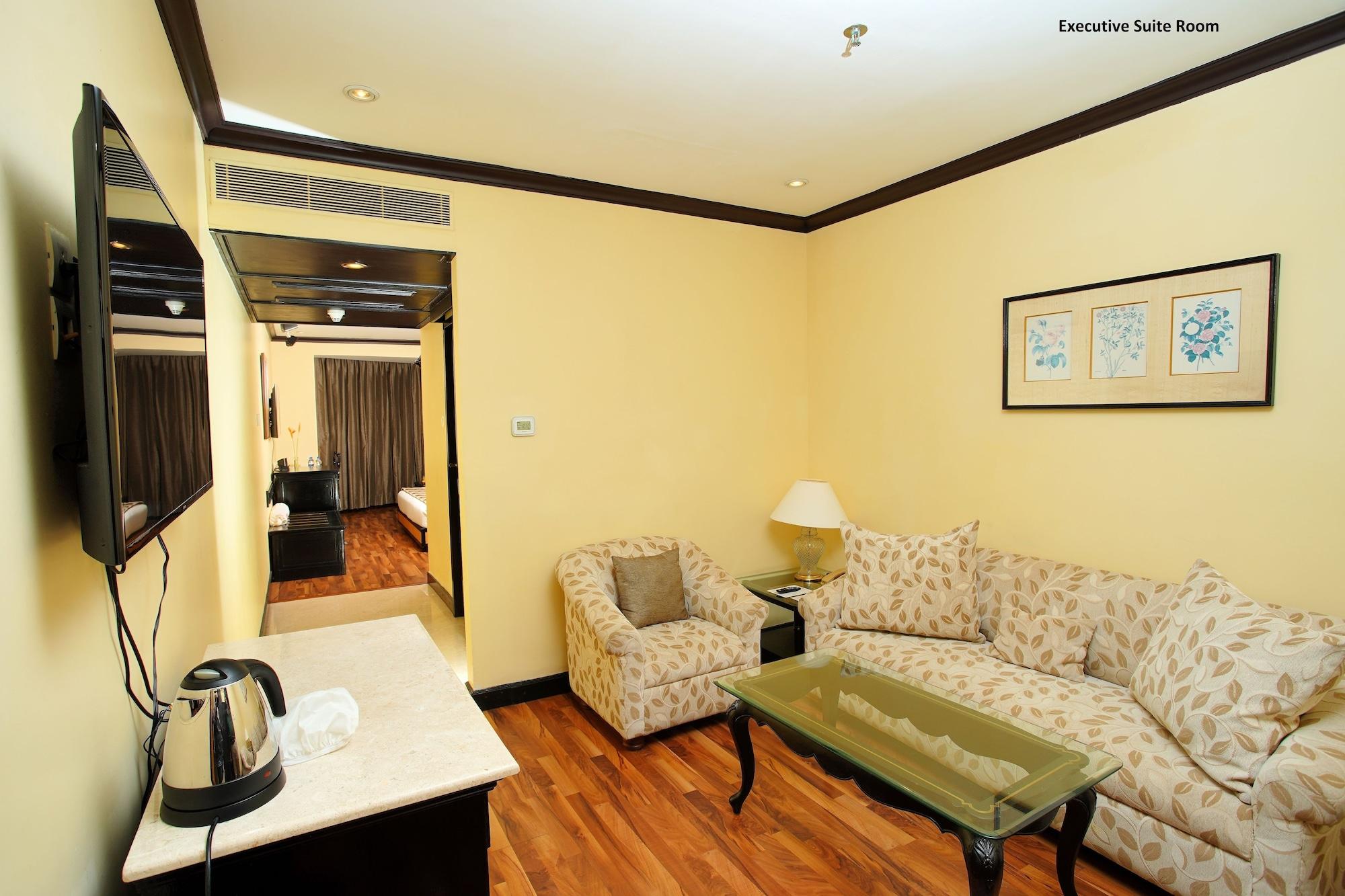 Vivanta Ernakulam, Marine Drive Hotel Kochi