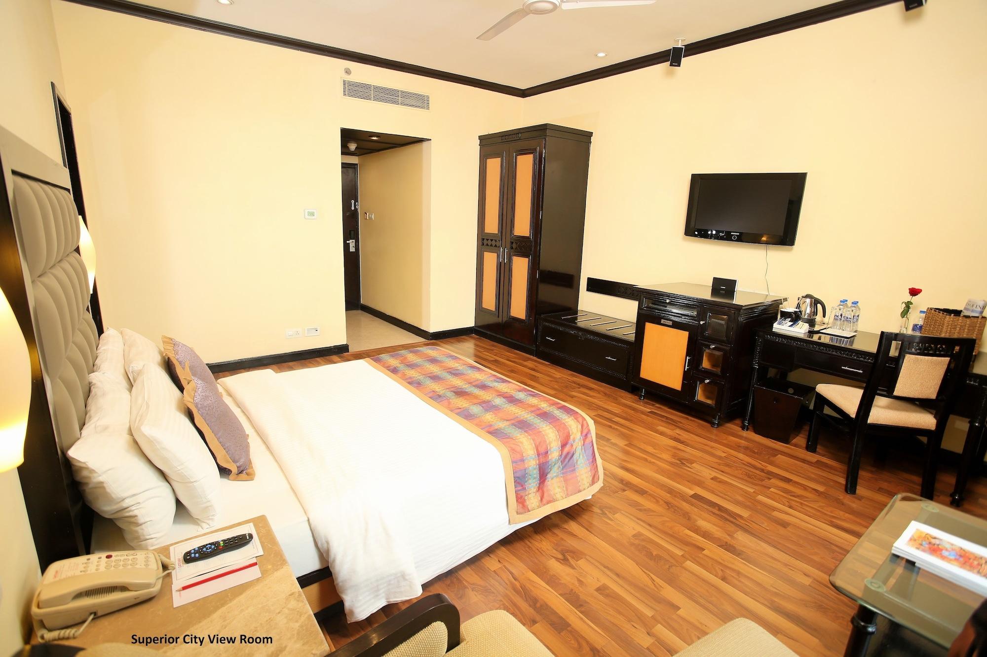Vivanta Ernakulam, Marine Drive Hotel Kochi