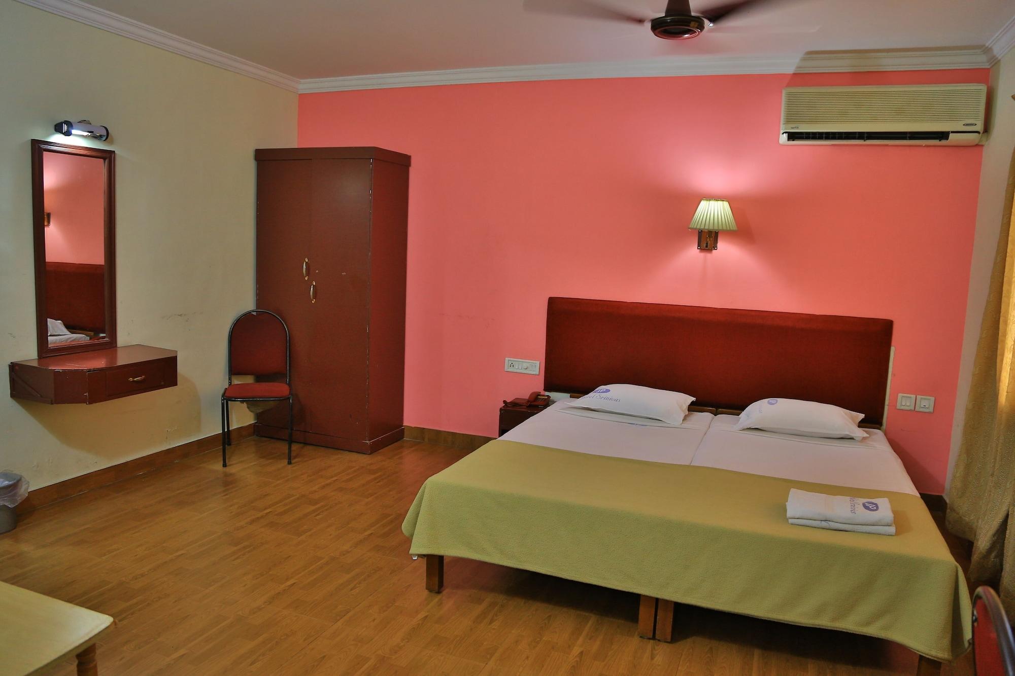 Srinivas Hotel