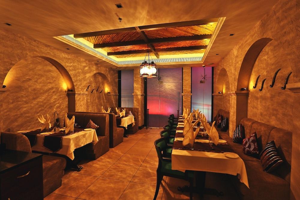 Hotel Olive Downtown