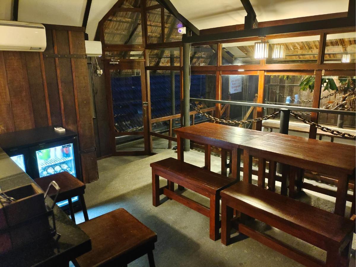 Lodge Niyati - Boutique *