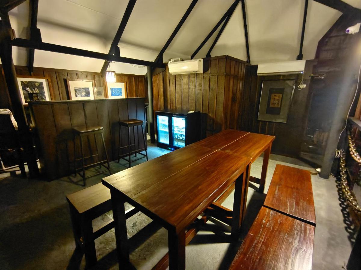 Lodge Niyati - Boutique