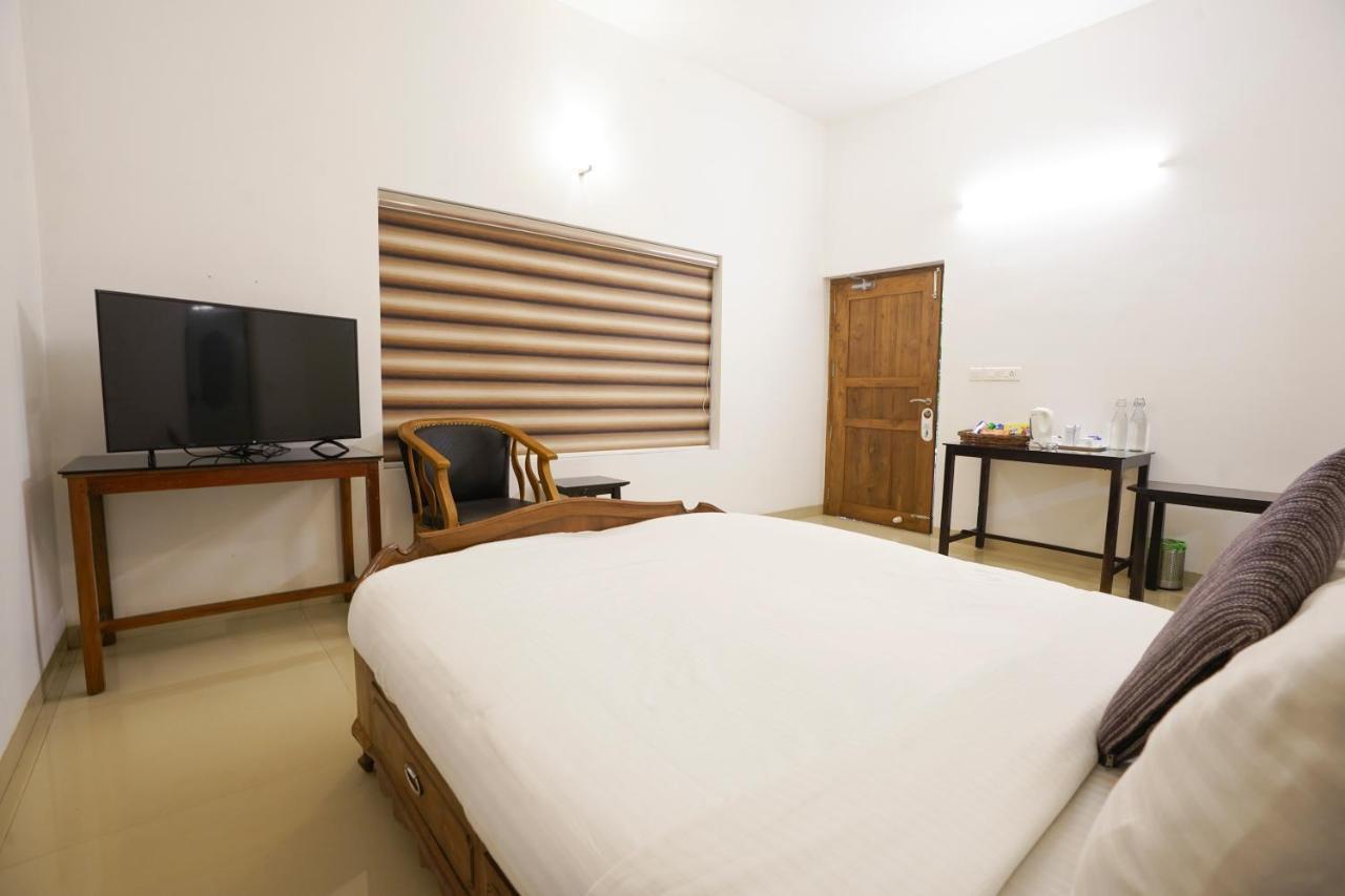 Resort Once Upon The River, Aluva - Near Cochin International Airport Kochi