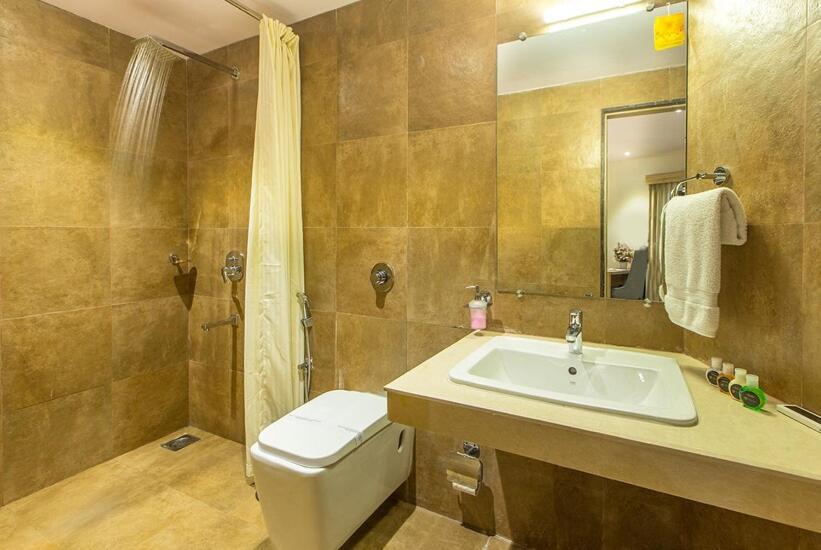 Hotel The Senate 3*