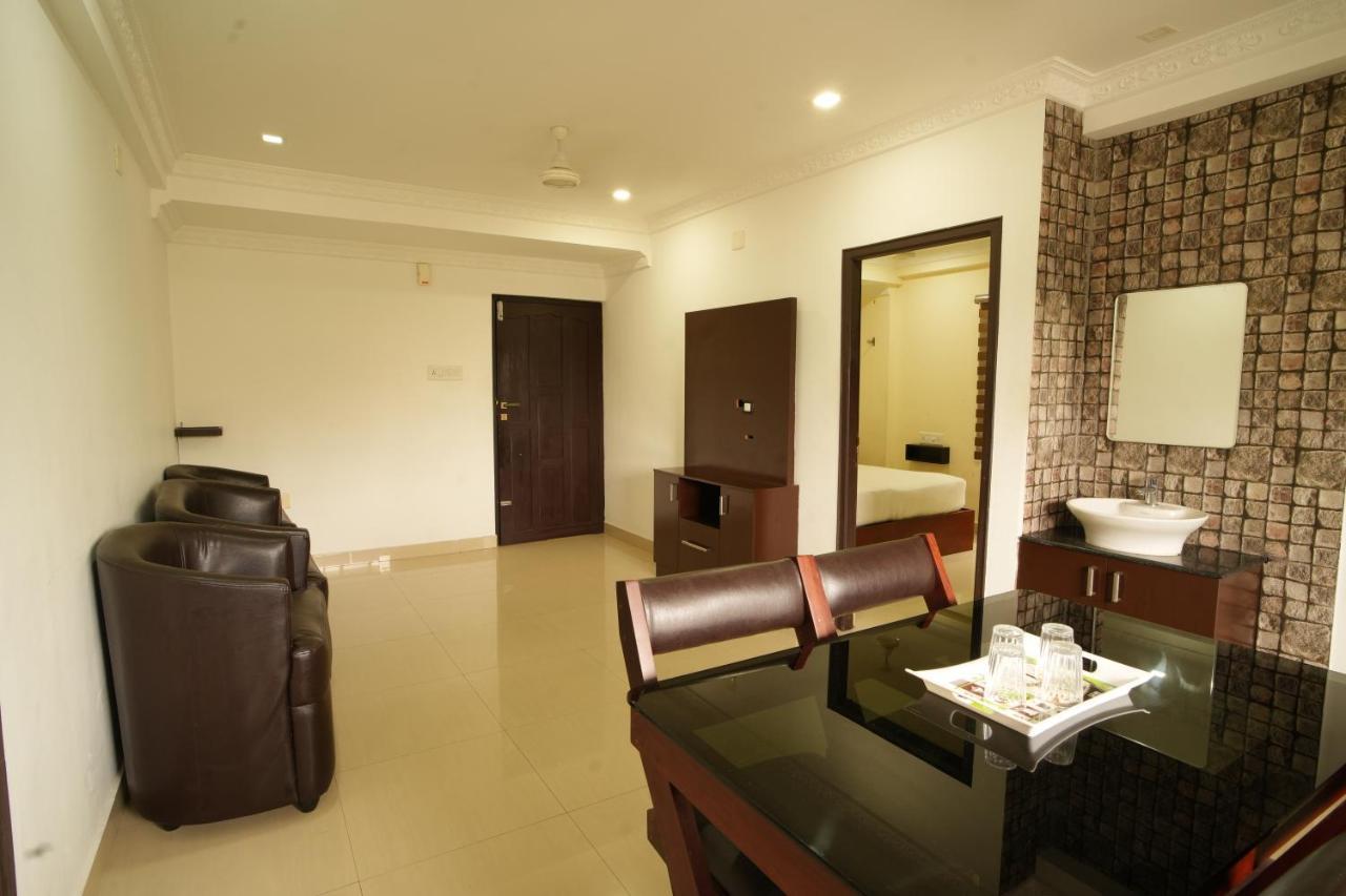 K V 3* Kochi