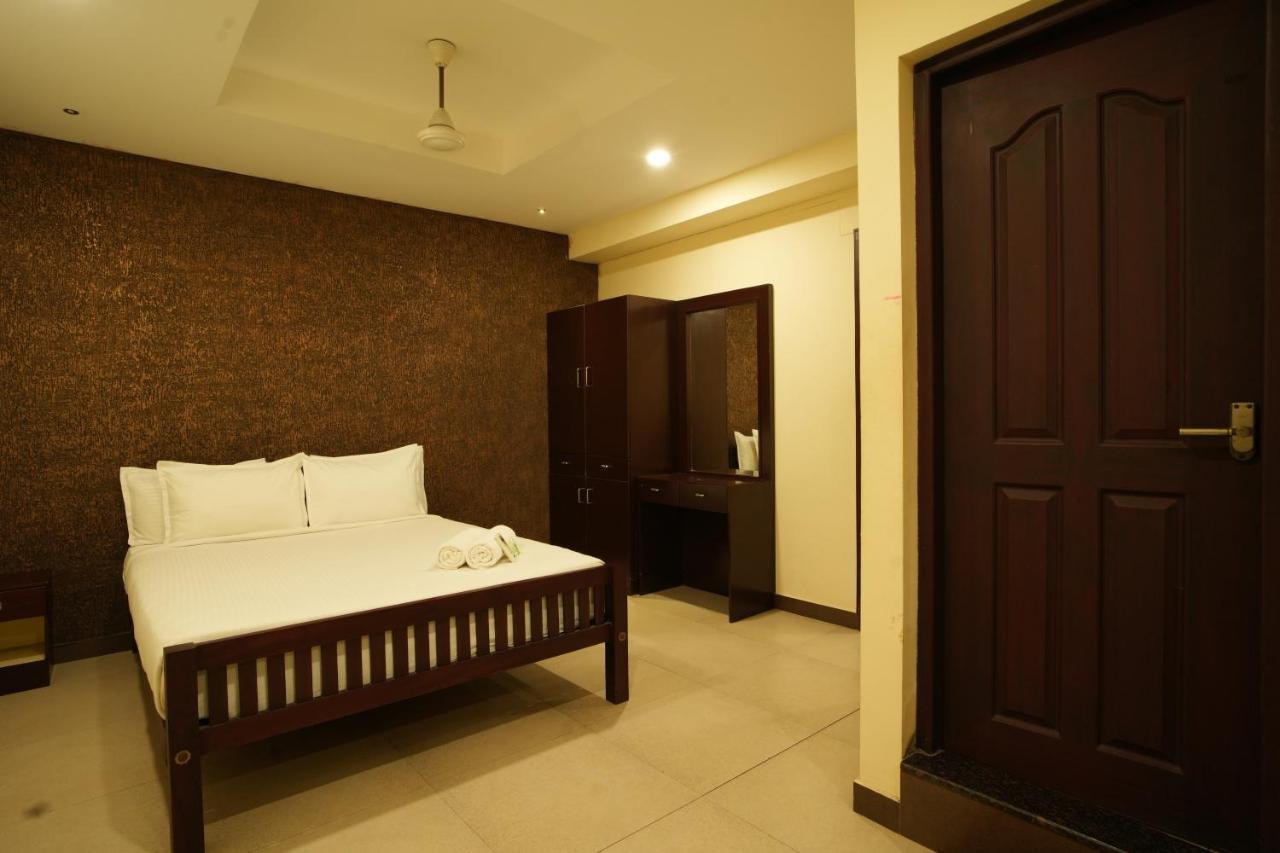 Hotel K V 3*