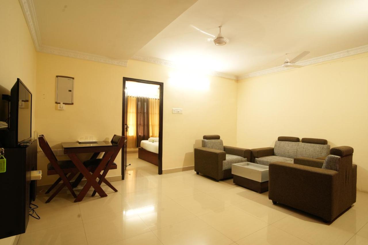K V Hotel 3*
