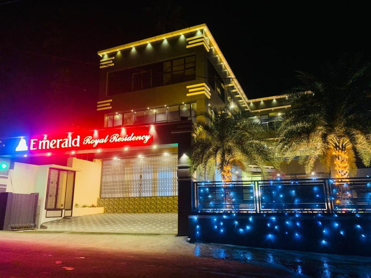 Emerald Royal Residency Hotel Kochi
