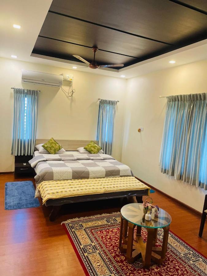 Castle Homestay *