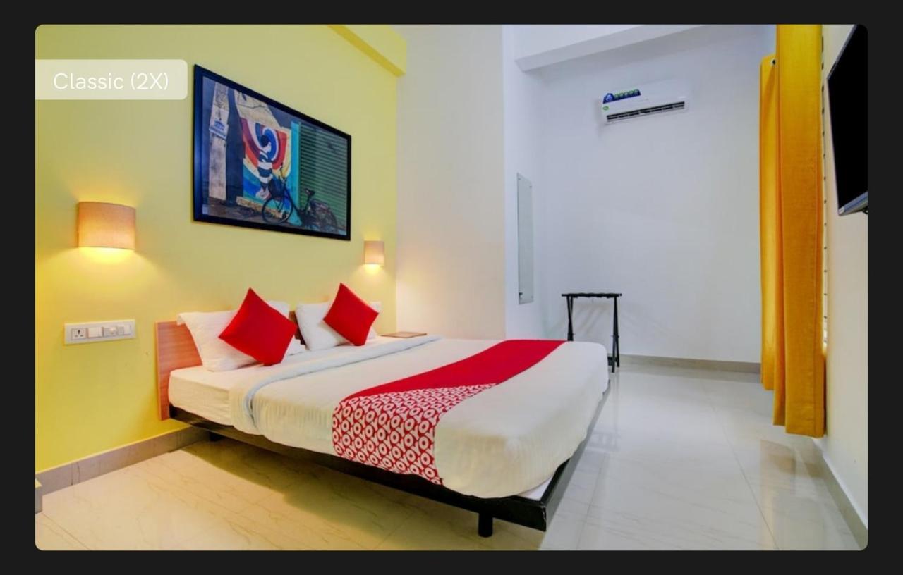 Solo Simrin Arcade Kadavanthra Apartment *