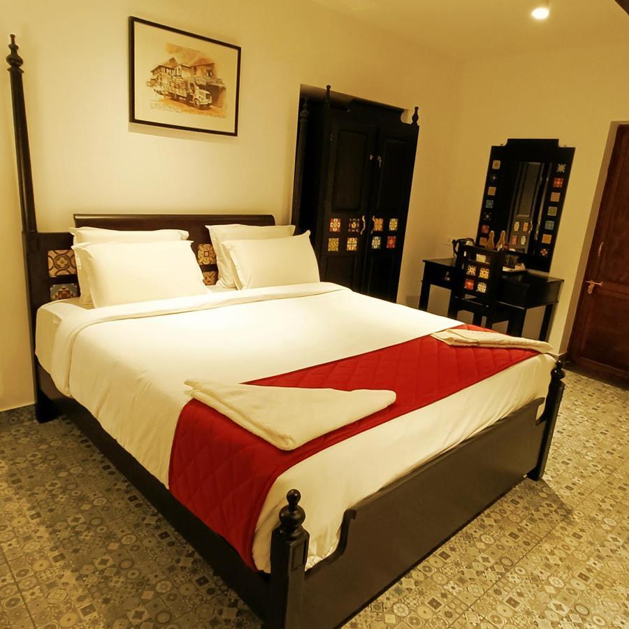 Napier Heritage By Velvet 4*
