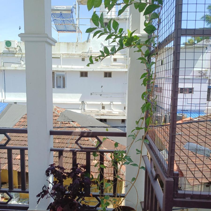 Prakriti Fortkochi Air Conditioned Homestay