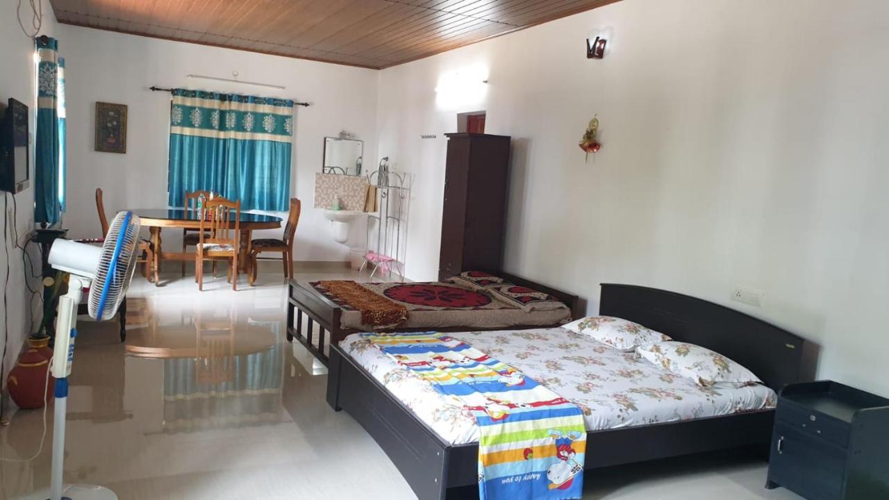 Homestay Royal Beach Abode