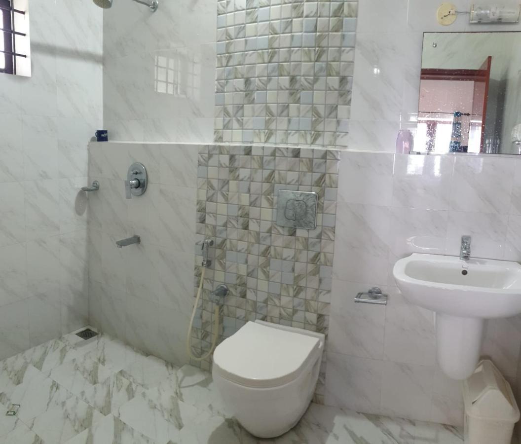 Homestay Royal Beach Abode Kochi