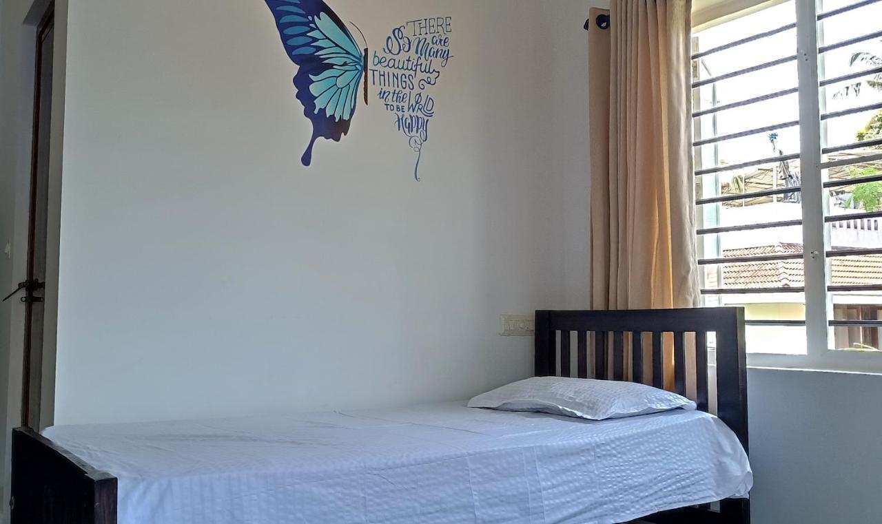 Prakriti Fortkochi Air Conditioned * Kochi