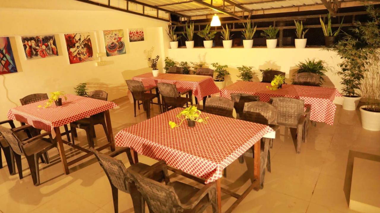 Hotel The Waves Fortkochi 3*