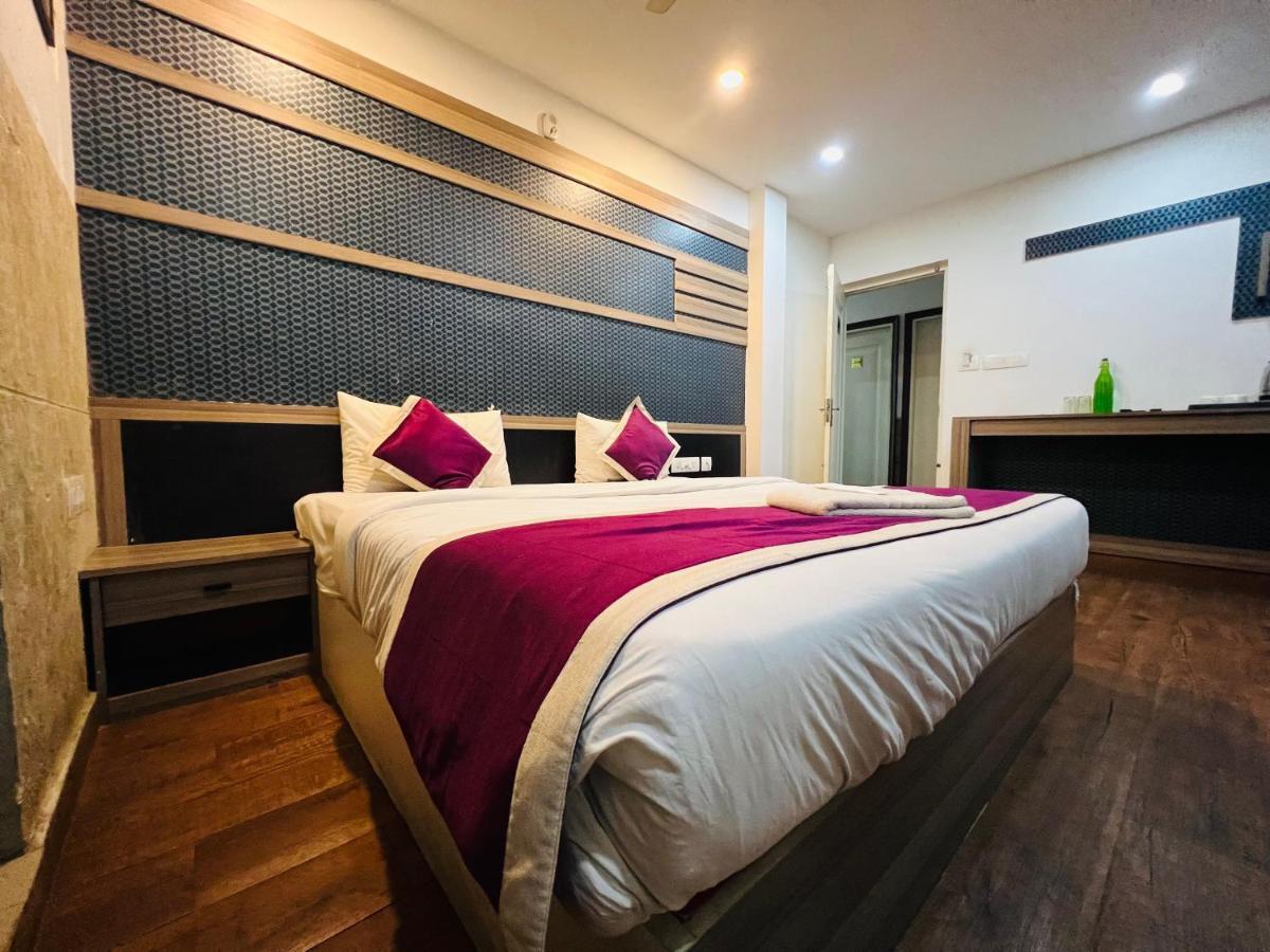 Hotel Tcs 2*